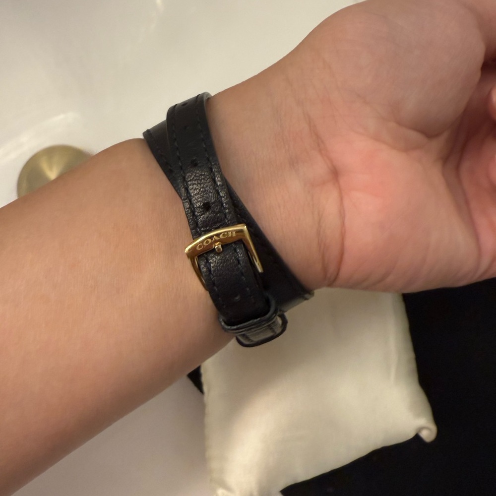 Coach Gold and Black Women's Watch - Picture 4 of 4